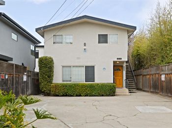 1819 Carleton Street