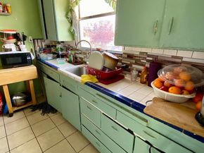 Undisclosed Address #ML81991222, Oakland CA 94606