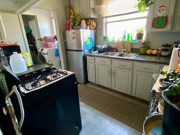 Undisclosed Address #ML81991222, Oakland CA 94606