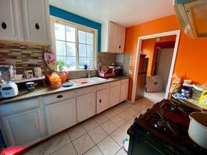 Undisclosed Address #ML81991222, Oakland CA 94606