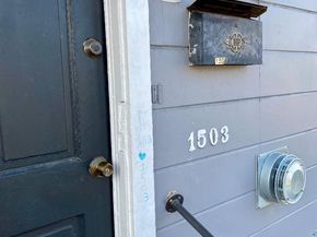 Undisclosed Address #ML81991222, Oakland CA 94606