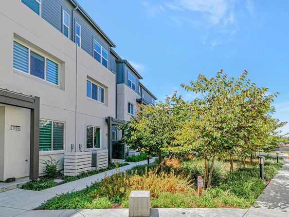 1961 Joshua Tree Circle, Milpitas CA 95035