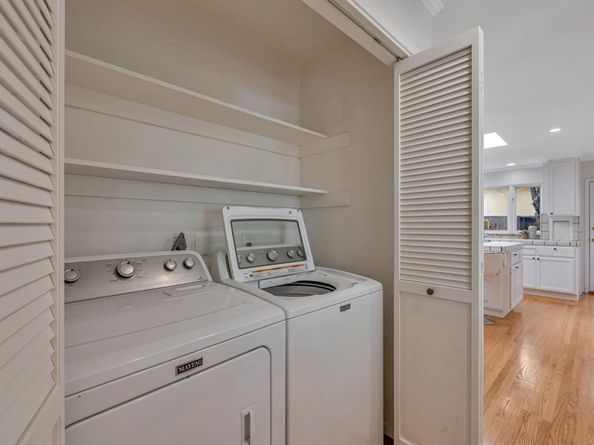 1139 Cuesta Drive, Mountain View CA 94040