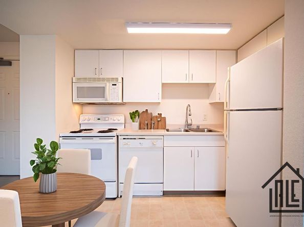 8200 Oceanview Terrace 412, San Francisco CA 94132