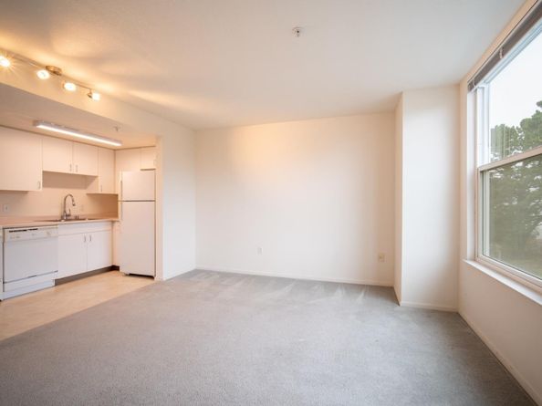 8200 Oceanview Terrace 412, San Francisco CA 94132