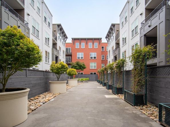 8200 Oceanview Terrace 412, San Francisco CA 94132