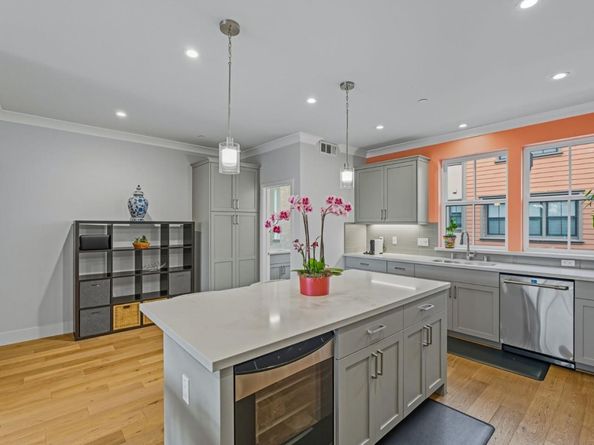 347 N Rengstorff Avenue, Mountain View CA 94043