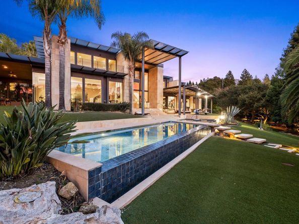 Undisclosed Address #ML82038799, Los Altos Hills CA 94022