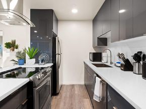 Dunster, Campbell CA 95008