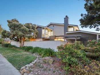 1 Spinnaker Place