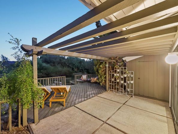 1 Spinnaker Place, Redwood City CA 94065