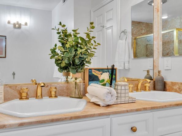 153 N San Mateo Drive 106, San Mateo CA 94401