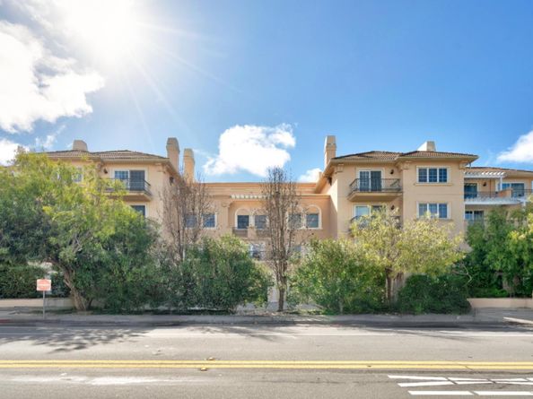 153 N San Mateo Drive 106, San Mateo CA 94401