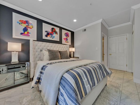 153 N San Mateo Drive 106, San Mateo CA 94401