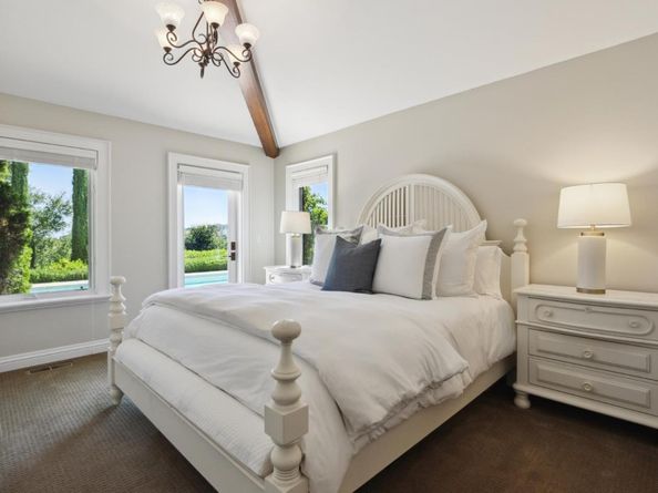7 Redberry Ridge, Portola Valley CA 94028