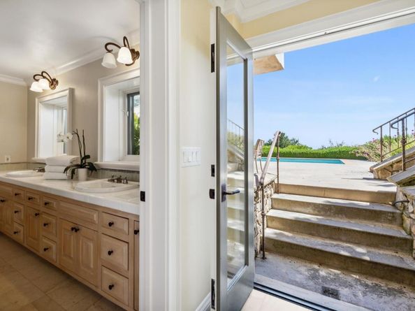 7 Redberry Ridge, Portola Valley CA 94028