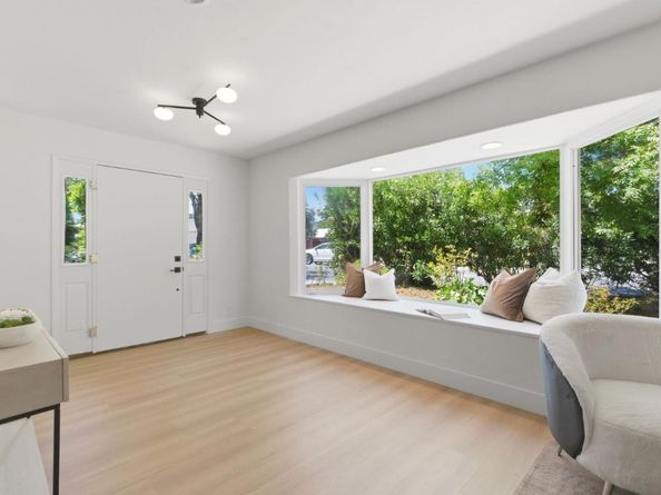 13004 Paseo Presada, Saratoga CA 95070