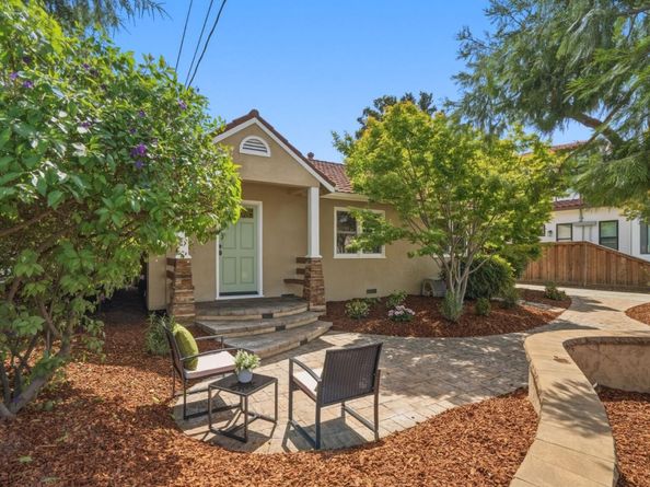385 Carmelita Drive, Mountain View CA 94040