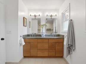 385 Carmelita Drive, Mountain View CA 94040