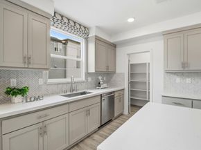 385 Line Street, Hayward CA 94544