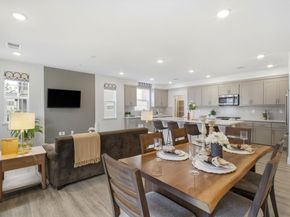 385 Line Street, Hayward CA 94544