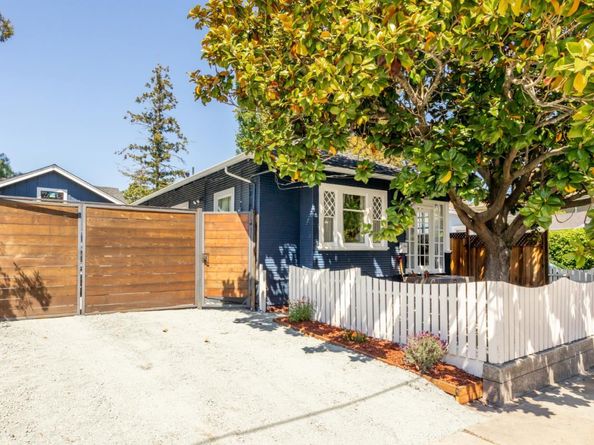 1124 Laurel Street, Santa Cruz CA 95060