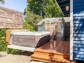 1124 Laurel Street, Santa Cruz CA 95060