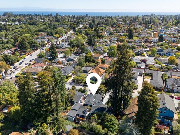 1124 Laurel Street, Santa Cruz CA 95060