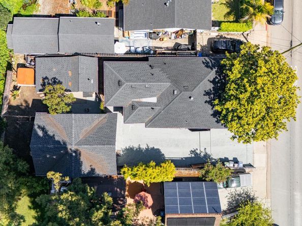 1124 Laurel Street, Santa Cruz CA 95060