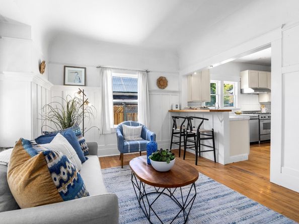 1124 Laurel Street, Santa Cruz CA 95060