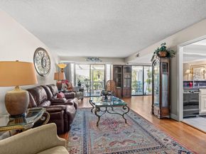 5437 Cribari Green, San Jose CA 95135