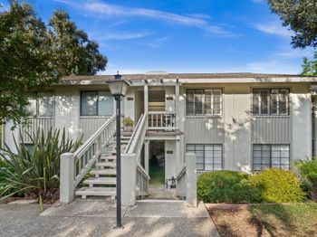5437 Cribari Green