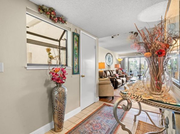 5437 Cribari Green, San Jose CA 95135