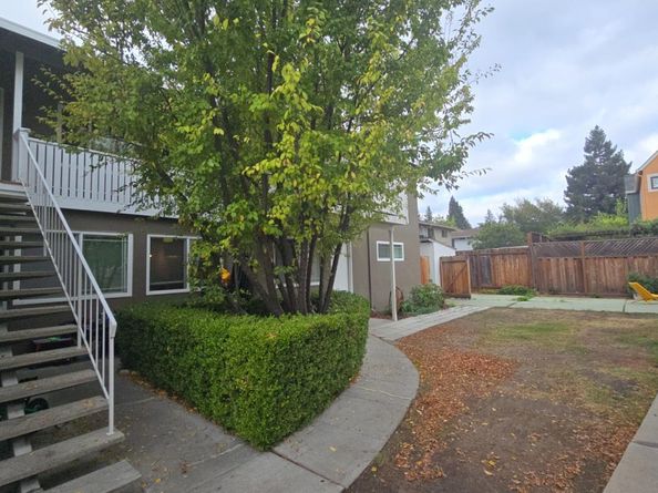 905 Fremont Place, Menlo Park CA 94025