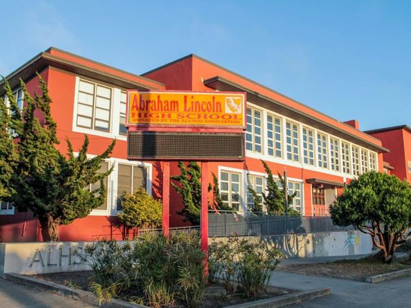 2271 40th Avenue, San Francisco CA 94116