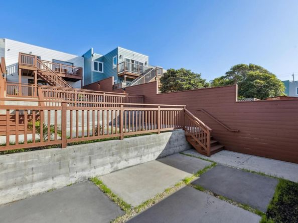 2271 40th Avenue, San Francisco CA 94116
