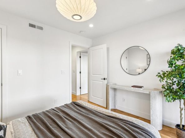 2271 40th Avenue, San Francisco CA 94116