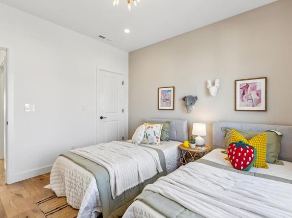 2271 40th Avenue, San Francisco CA 94116