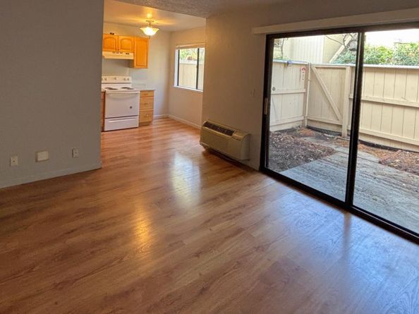 934 Kiely Boulevard B, Santa Clara CA 95051