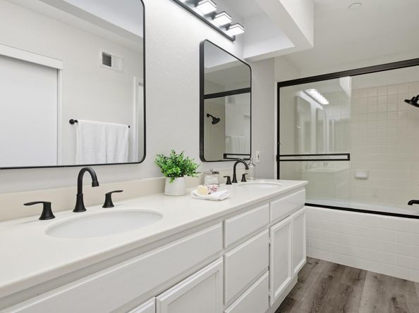 983 La Mesa Terrace C, Sunnyvale CA 94086