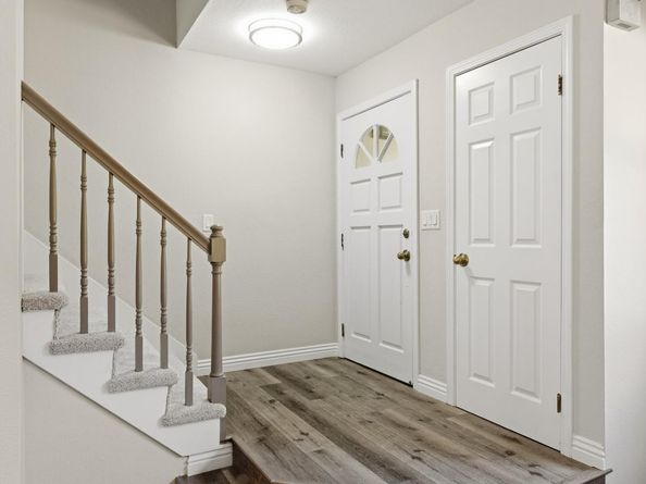 983 La Mesa Terrace C, Sunnyvale CA 94086