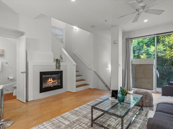 1083 Esparanza Way, San Jose CA 95138