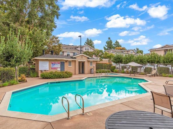 1083 Esparanza Way, San Jose CA 95138