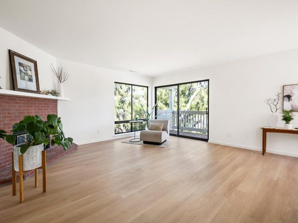 466 Pine Avenue, Half Moon Bay CA 94019