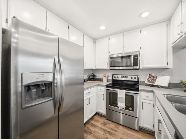 101 Sunnyhills Court, Milpitas CA 95035