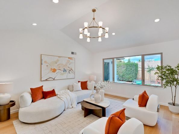 20129 Somerset Drive, Cupertino CA 95014