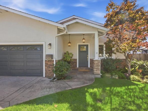 3494 Hoover Street, Redwood City CA 94063
