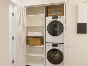 1070 Mercedes Avenue 12, Los Altos CA 94022