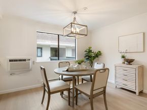 1070 Mercedes Avenue 12, Los Altos CA 94022