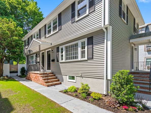 22 Park St, Wakefield MA 01880